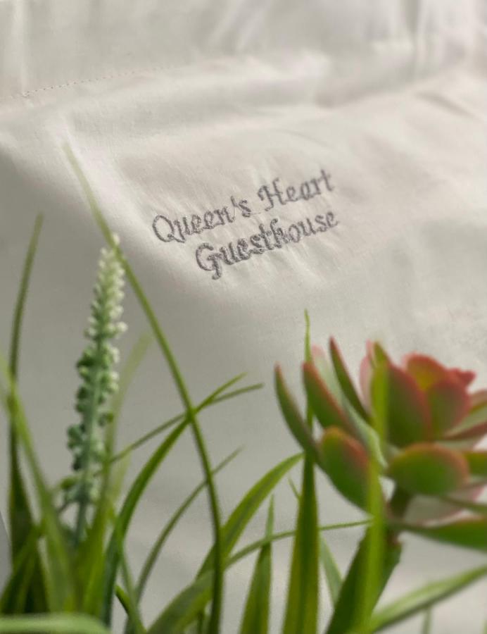 Queen'S Heart Guesthouse Бран Экстерьер фото