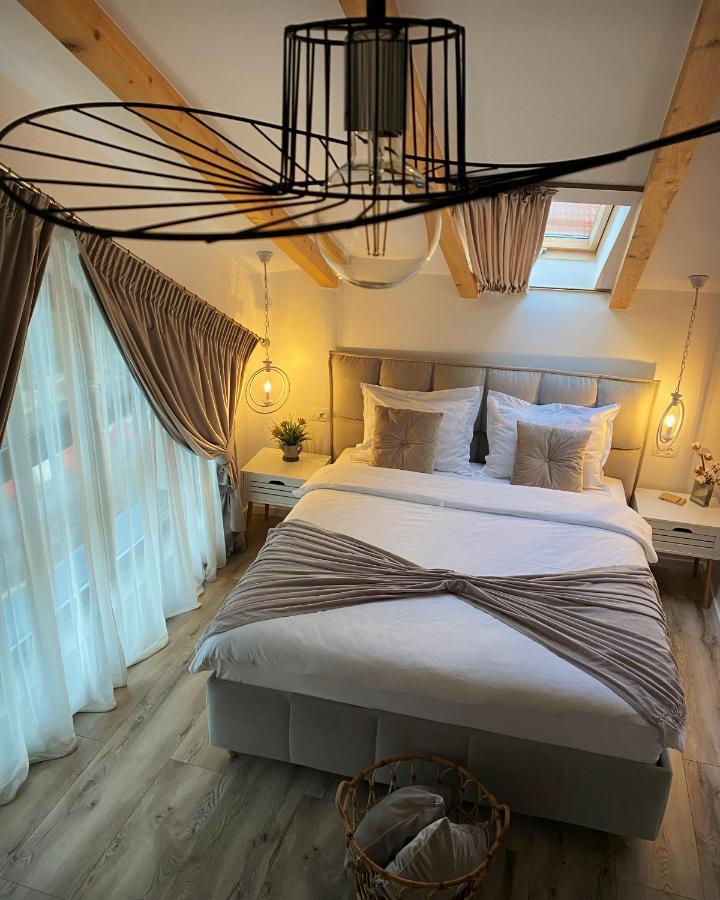 Queen'S Heart Guesthouse Бран Экстерьер фото