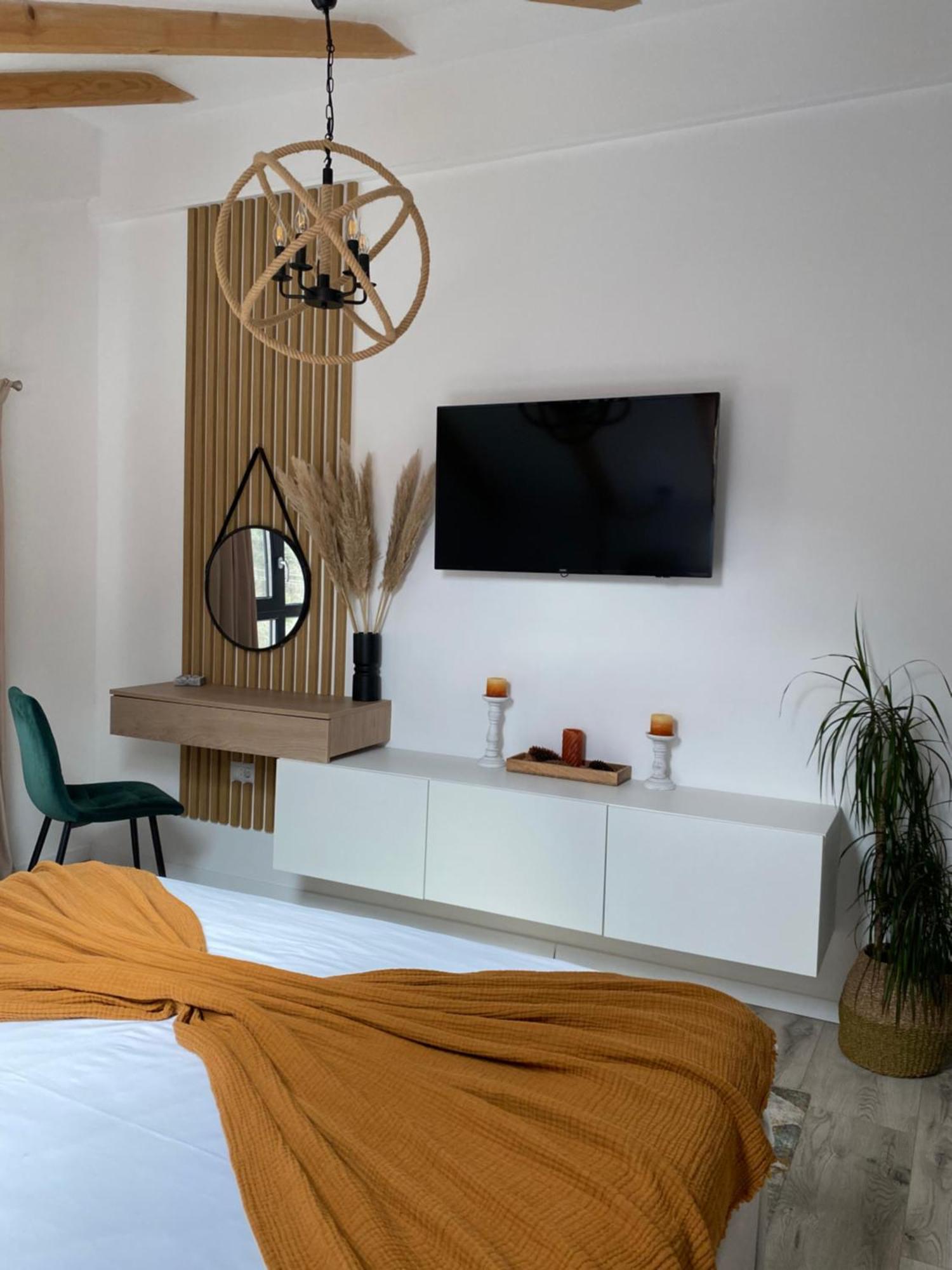 Queen'S Heart Guesthouse Бран Экстерьер фото