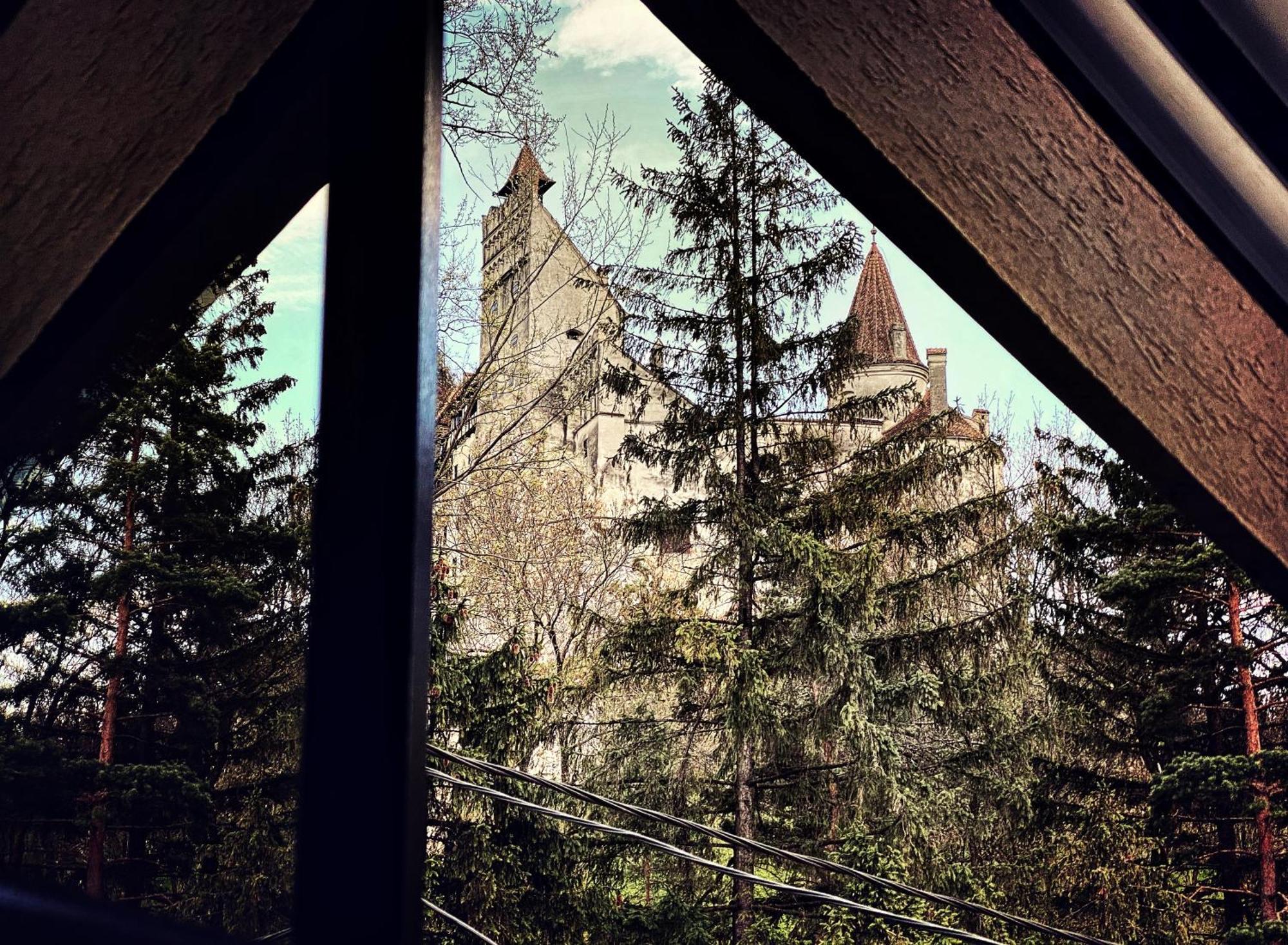 Queen'S Heart Guesthouse Бран Экстерьер фото