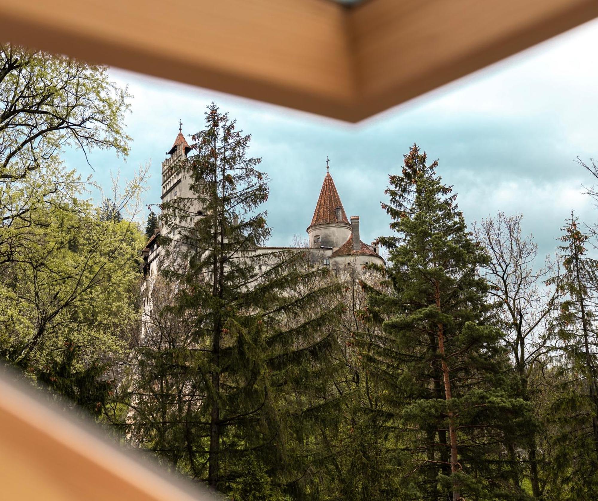 Queen'S Heart Guesthouse Бран Экстерьер фото